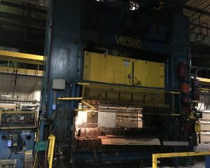 USED Verson S2-600-120-72 SSDC Mechanical Press