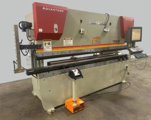 Accurpress 100 Ton x 10' CNC Hydraulic Press Brake